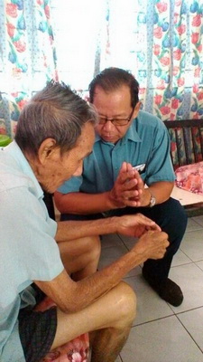Kasihilah sesamamu